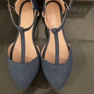 🤑 EUC Jean Shoes Sz: 7